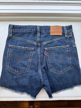 Ribcage High-waisted Levi's Women's Dark Blue Denim Cutoff Shorts